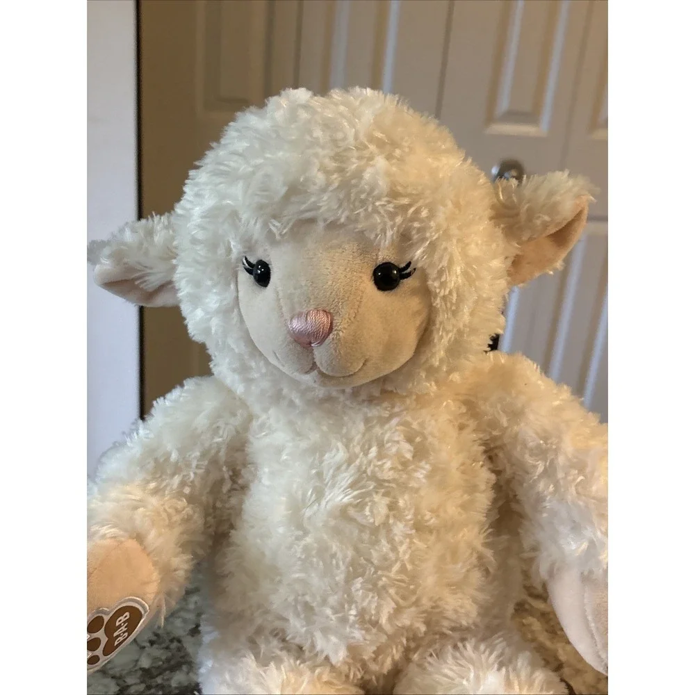 Build-A-Bear Vanilla Cuddly Lamb Sheep Plush Stuffed Toy Eyelashes Retired 2018